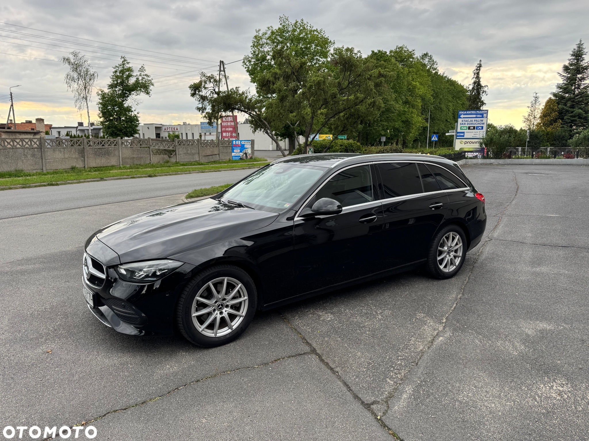 Mercedes-Benz Klasa C 200 d T 9G-TRONIC Avantgarde - 2