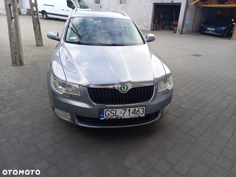 Skoda Superb 2.0 TDI Comfort DSG - 1