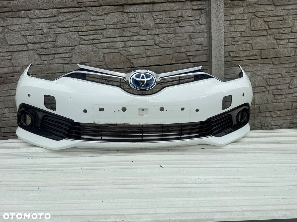 Toyota auris II 2 lift 15r- zderzak przód - 2