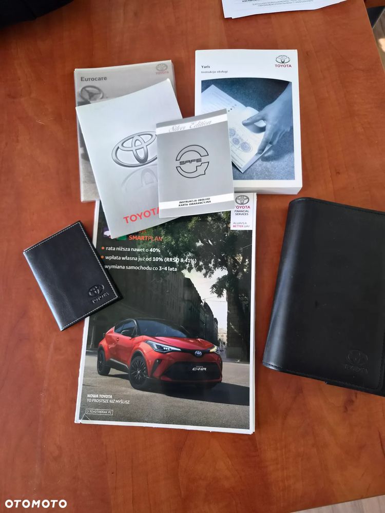 Toyota Yaris 1.0 Active EU6 - 15