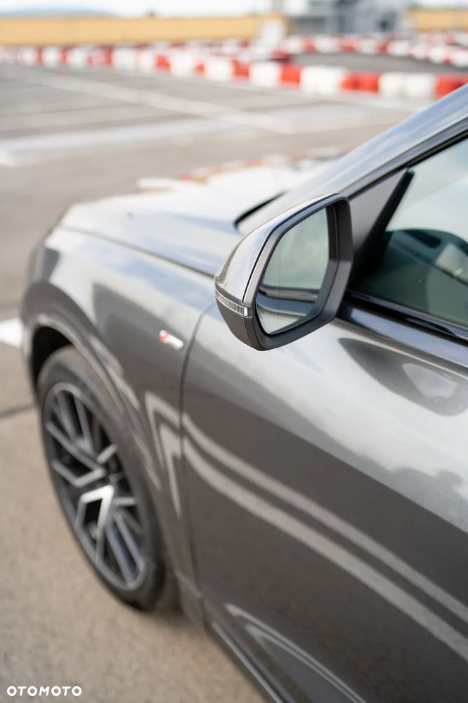 Audi Q8 50 TDI mHEV Quattro Black Edition Tiptronic - 13