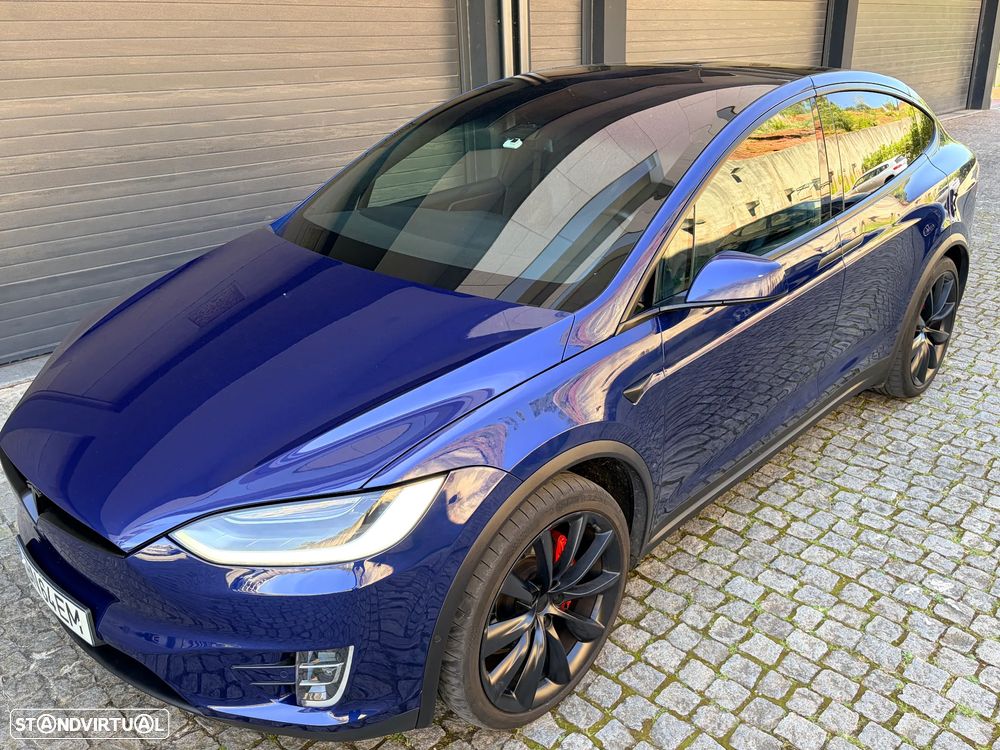 Tesla Model X P100D - 28