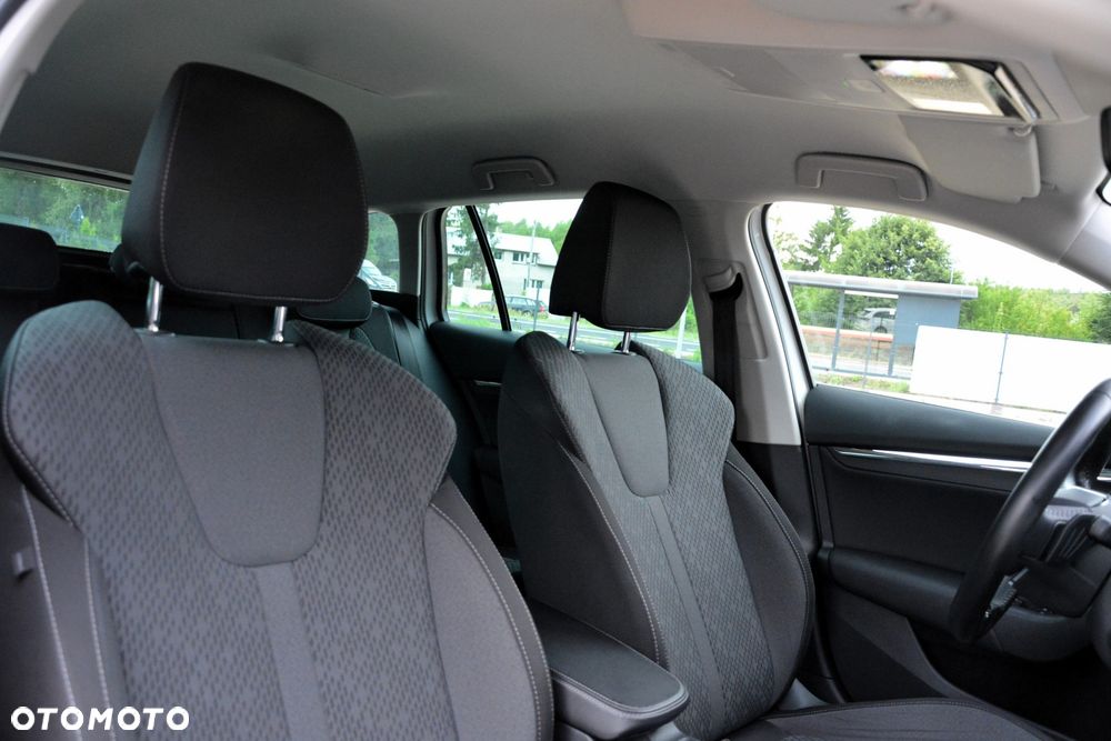 Skoda Octavia 2.0 TDI 4x4 Style DSG - 17