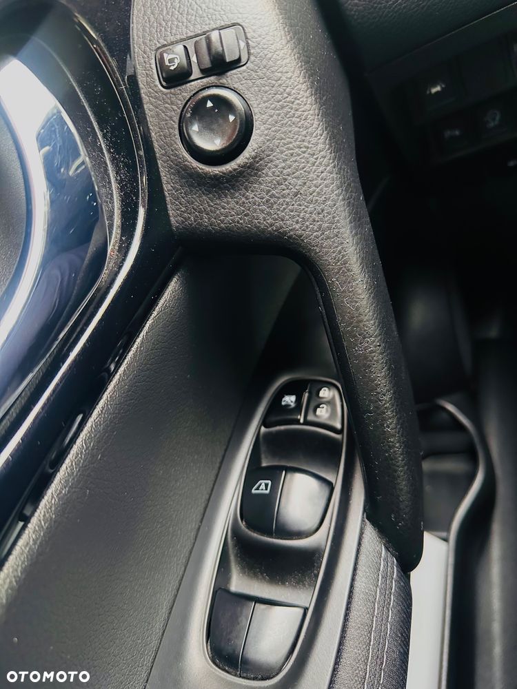 Nissan Qashqai - 19
