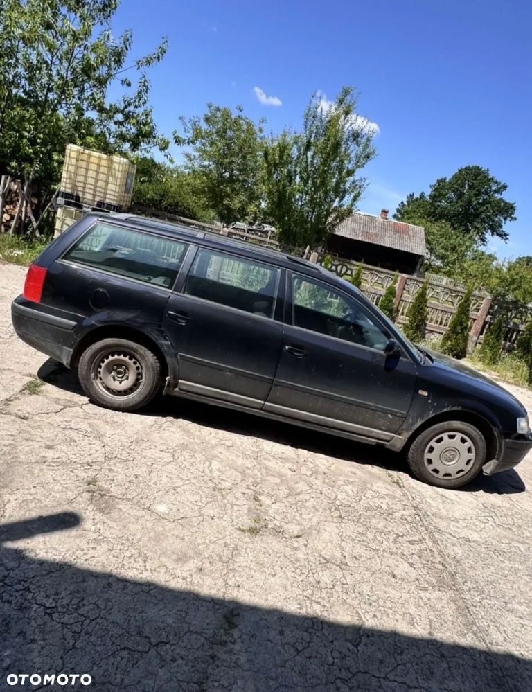 Volkswagen Passat Variant 1.6 - 6
