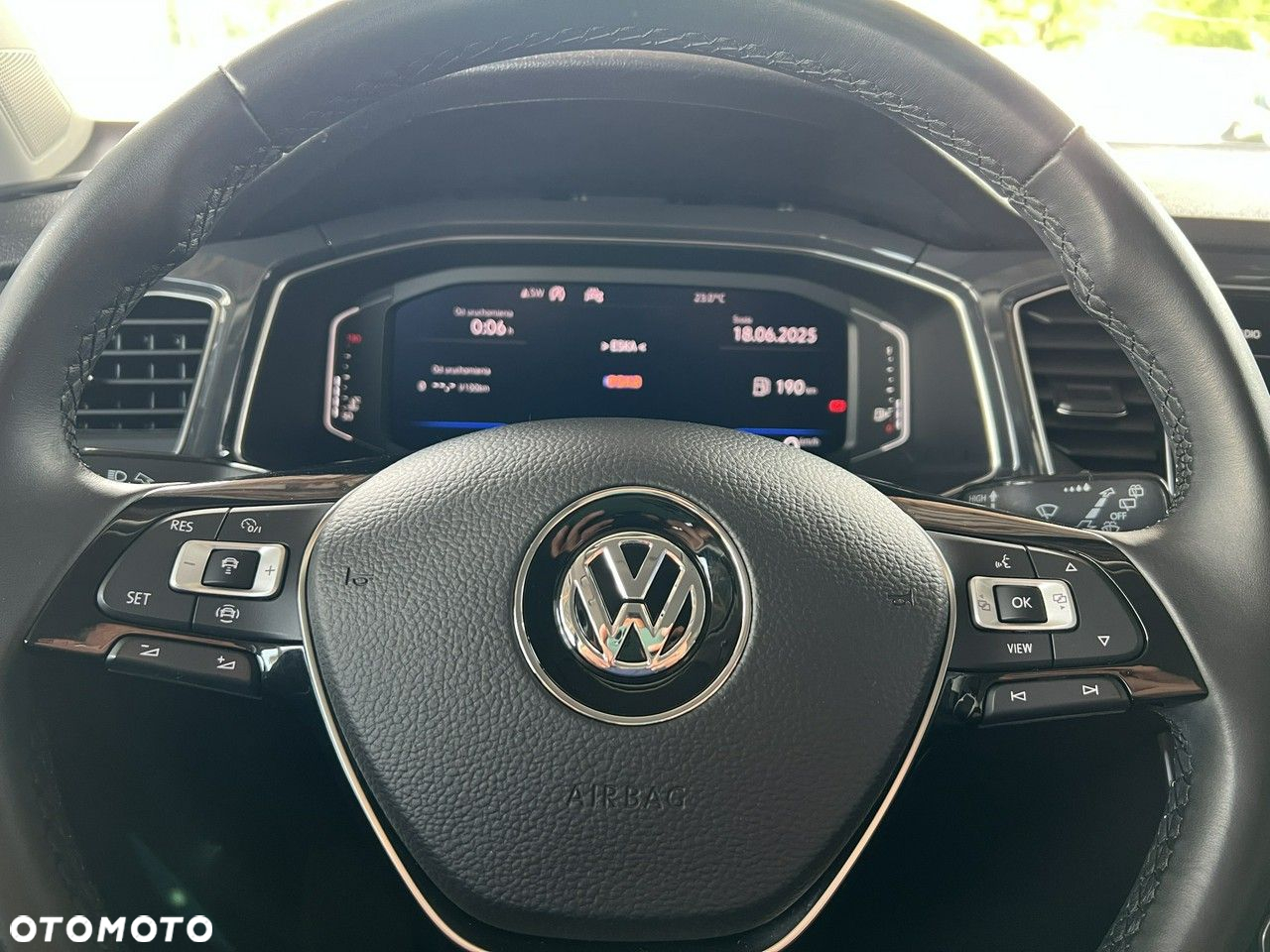 Volkswagen T-Roc 1.5 TSI ACT Premium - 25
