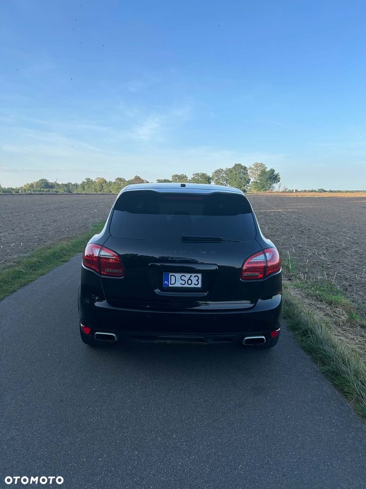 Porsche Cayenne - 22