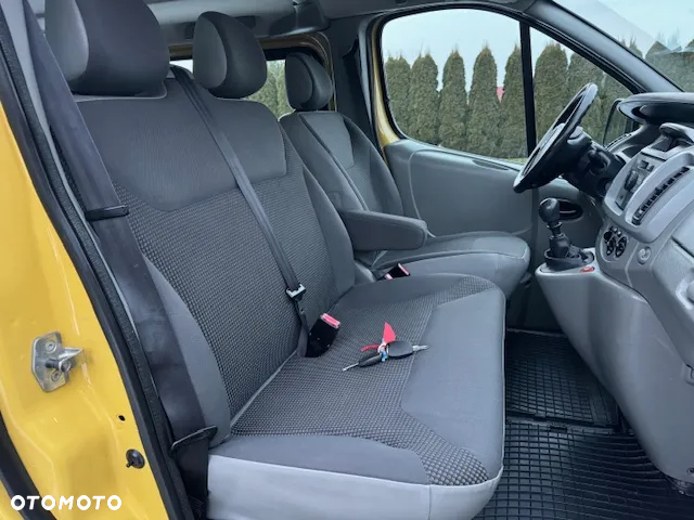 Opel Vivaro - 16