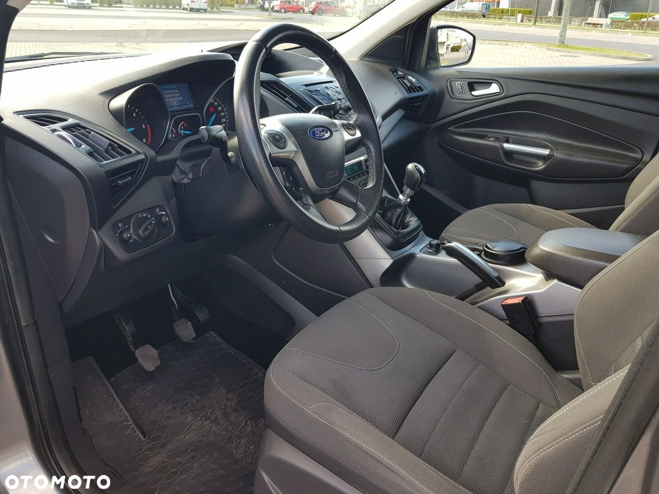 Ford Kuga 2.0 TDCi 2x4 SYNC - 10