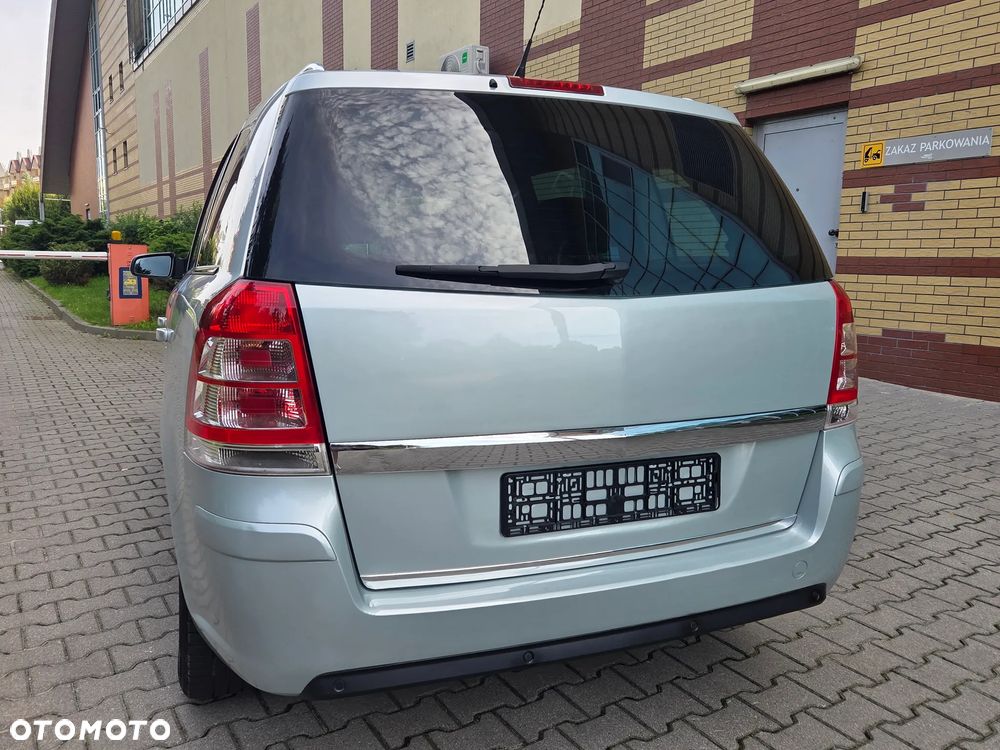 Opel Zafira 1.8 Innovation 110 Jahre - 14