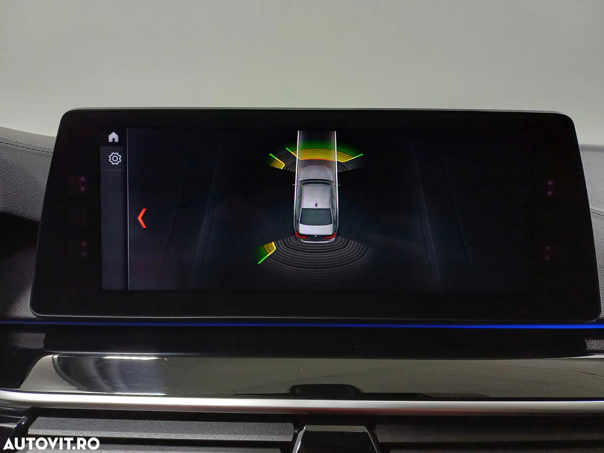 BMW Seria 5 520d xDrive AT - 18