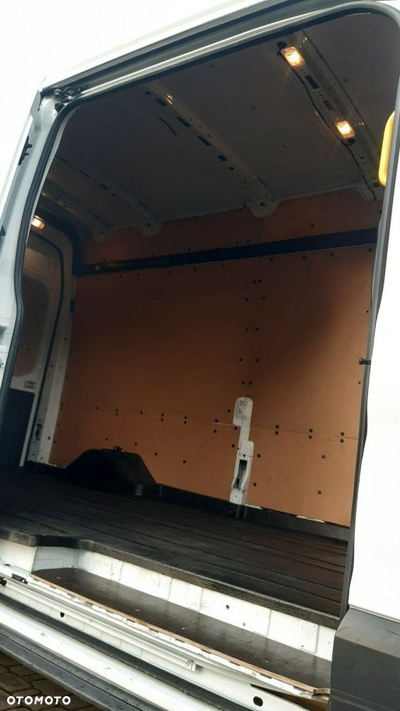 Ford Transit - 15