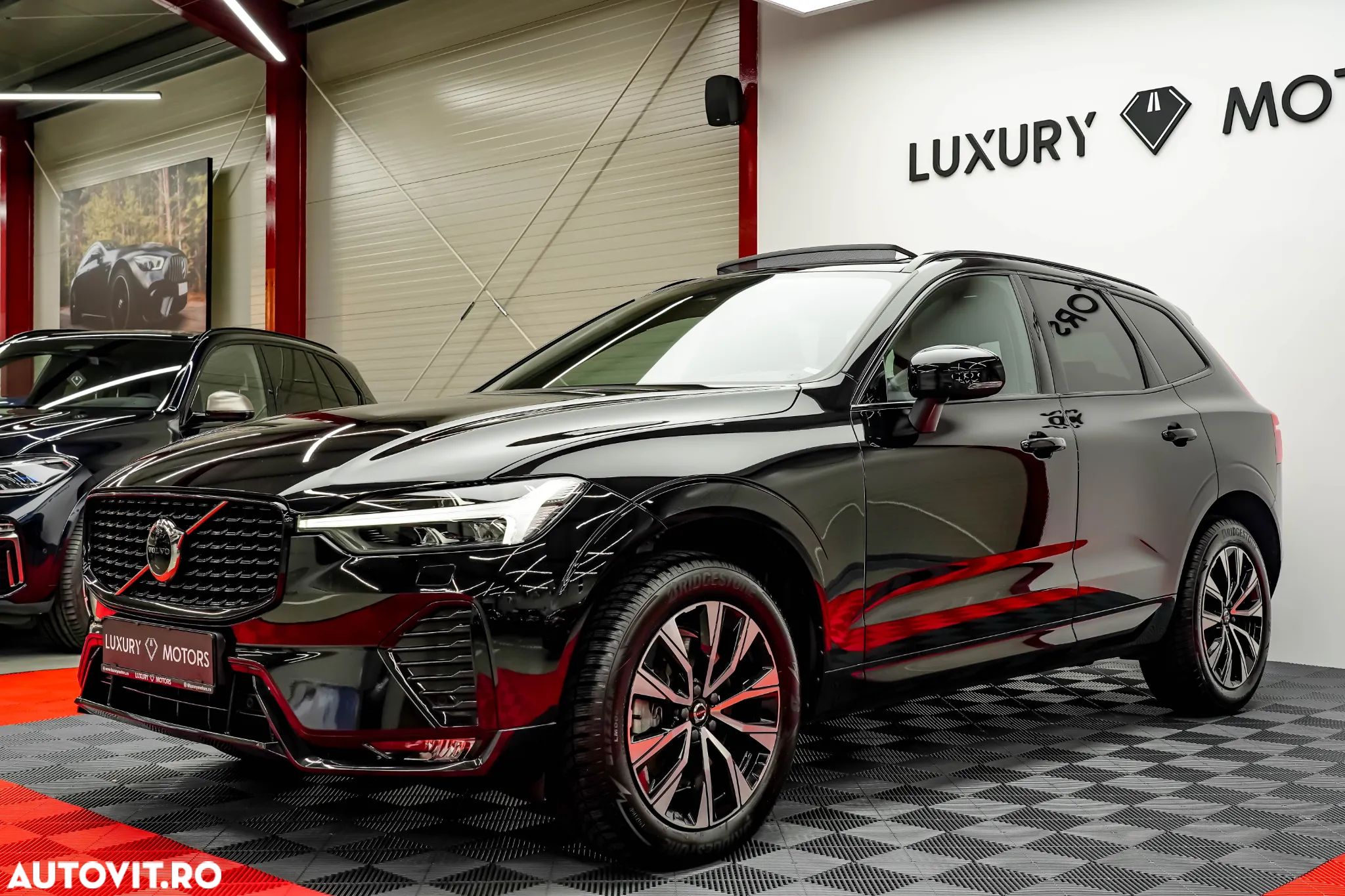 Volvo XC 60 B4 D Plus Dark - 1