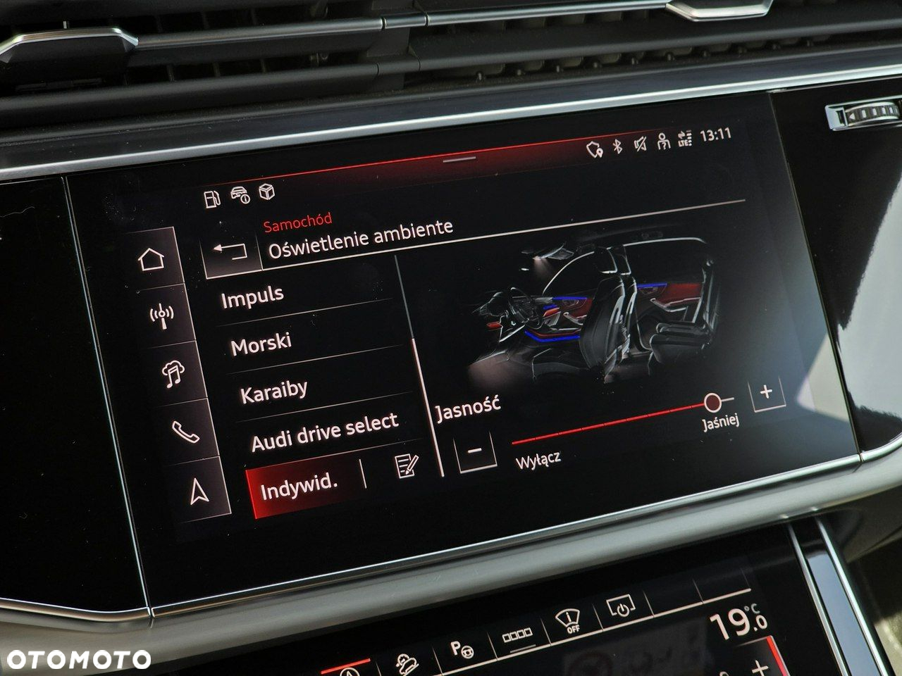Audi Q8 50 TDI quattro tiptronic - 25
