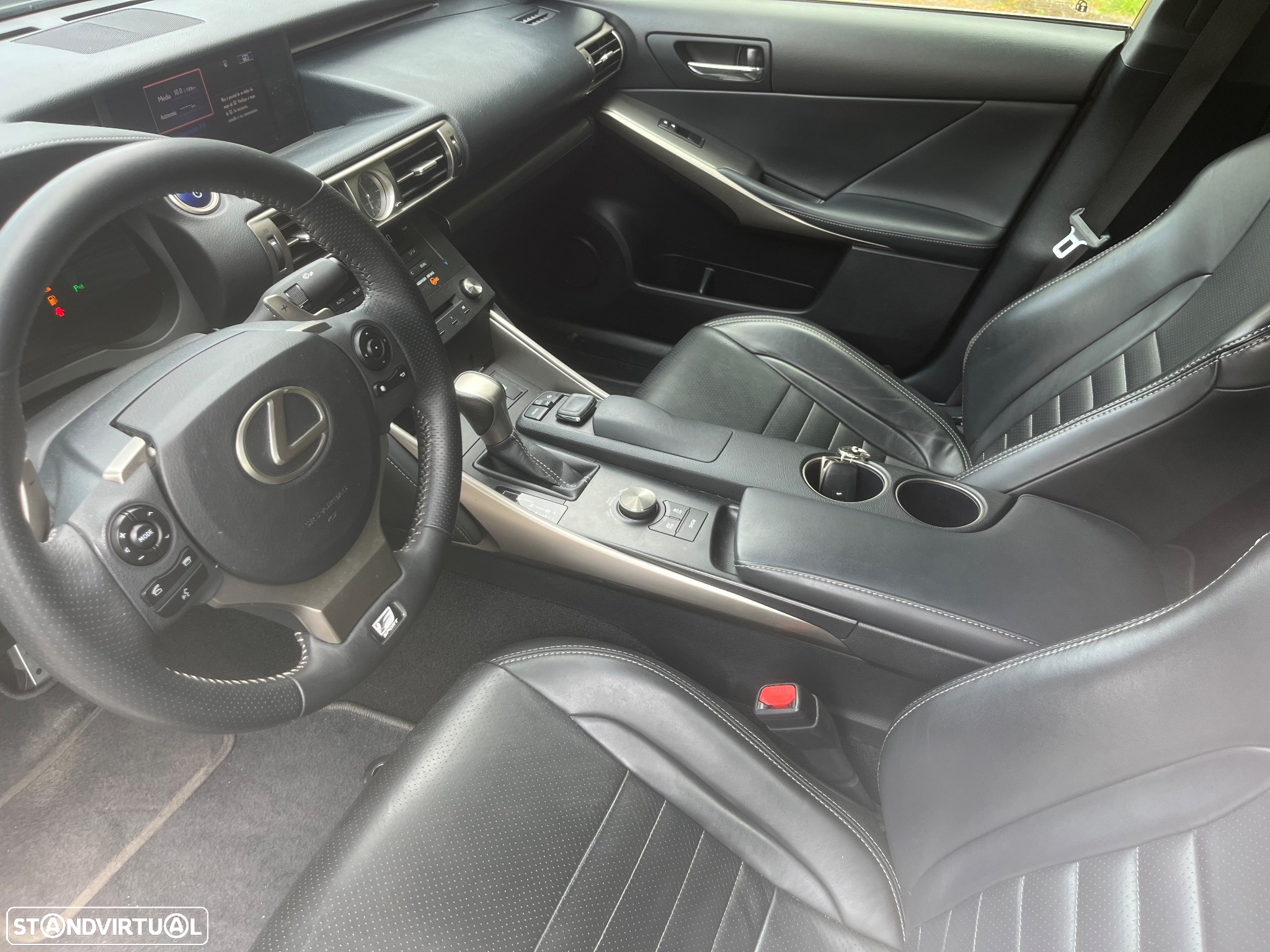 Lexus IS 300 - 7