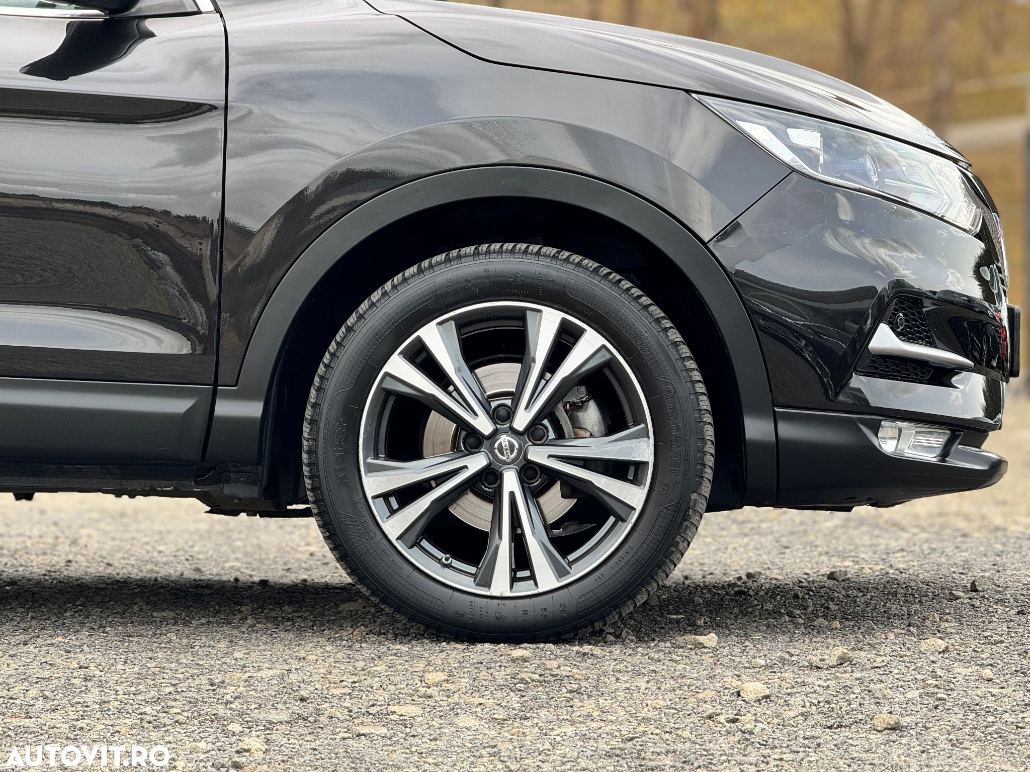 Nissan Qashqai 1.6 DCI Xtronic TEKNA - 19