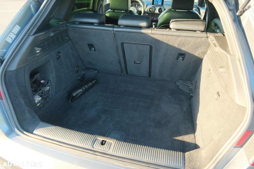 Audi A3 2.0 TDI Sportback S line Sportpaket - 12