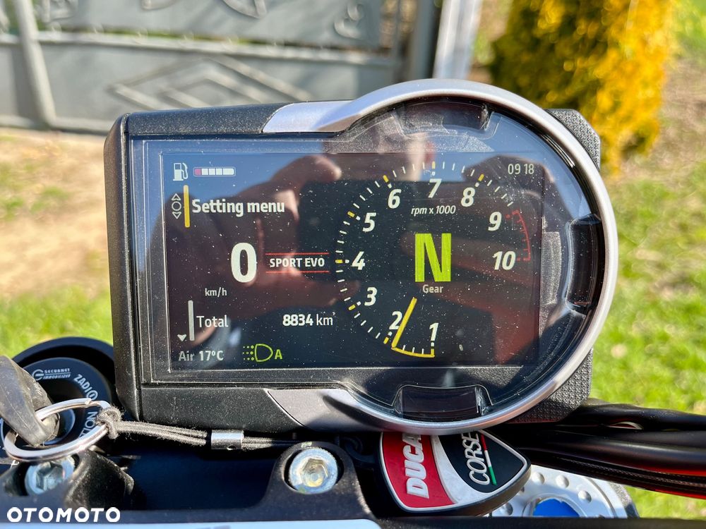 Ducati Scrambler - 9