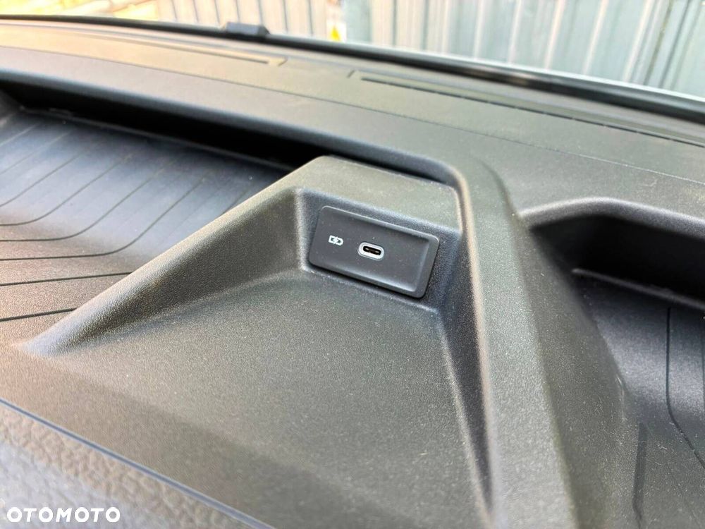 Volkswagen Crafter 35 Furgon LONG/AUTOMAT, 2.0 BiTDI 177 KM, Wysoki dach - 33