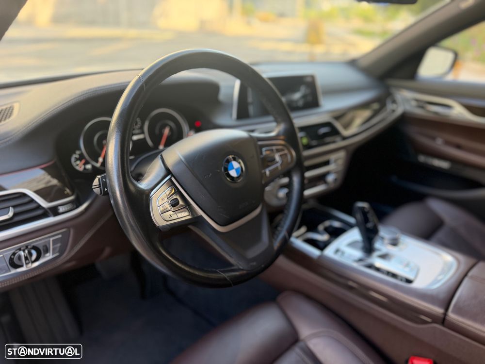 BMW 740 iH Active Hybrid - 22