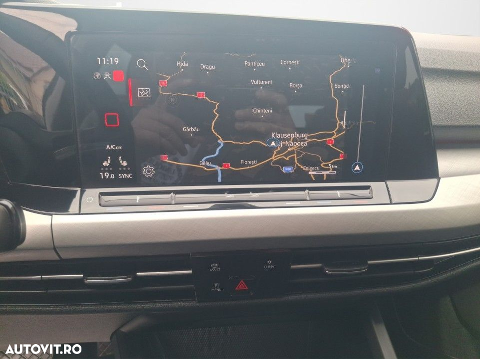 Volkswagen Golf - 16