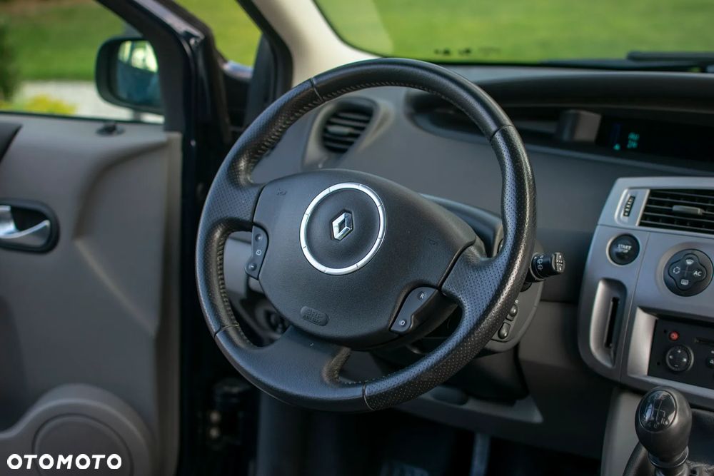 Renault Scenic - 36