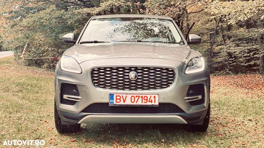 Jaguar E-Pace P270e AWD R-Dynamic SE - 3