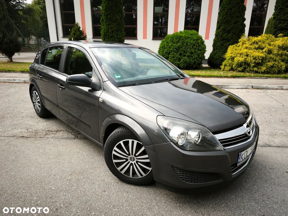 Opel Astra 1.6 Enjoy - 12