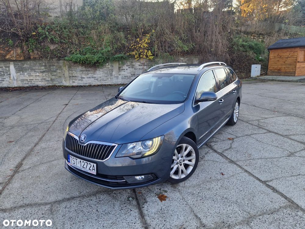 Skoda Superb 2.0 TDI 4x4 Elegance - 3