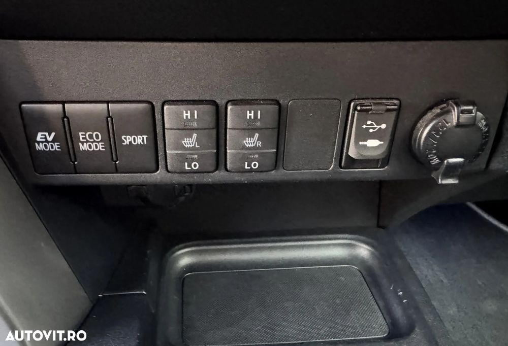 Toyota RAV4 2.5 VVT-i HSD 4x2 Executive - 24