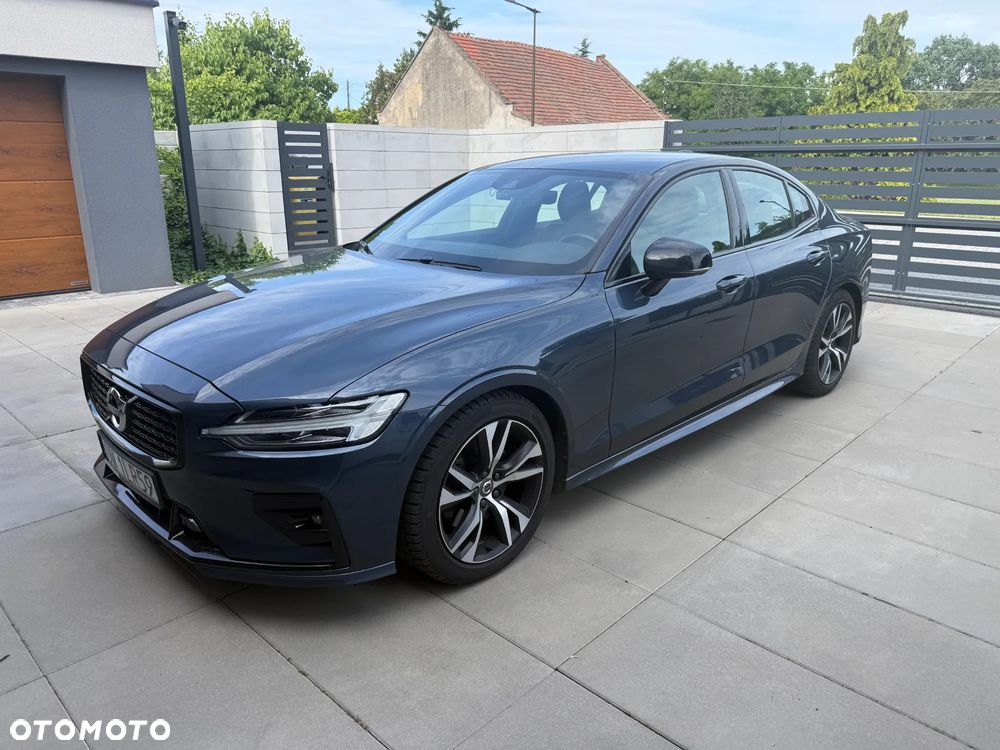 Volvo S60 B4 B R-Design - 1