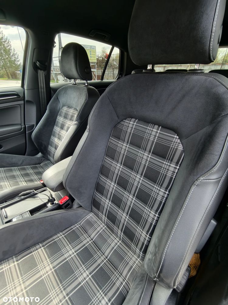 Volkswagen Golf GTD BlueMotion Technology - 17
