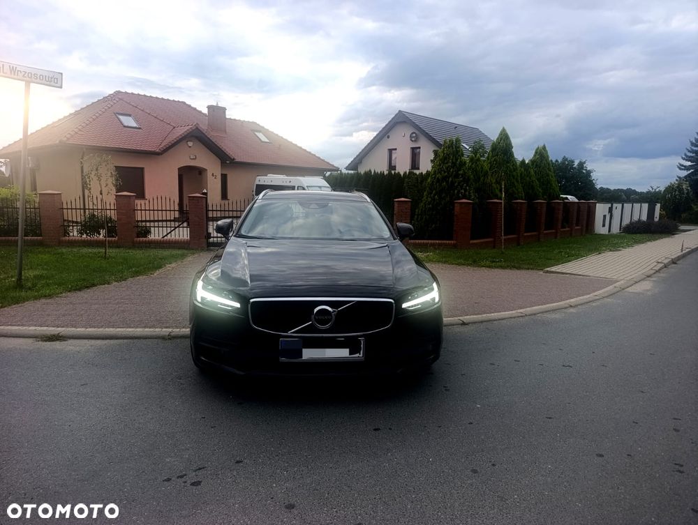 Volvo V90 D4 Momentum Pro - 8