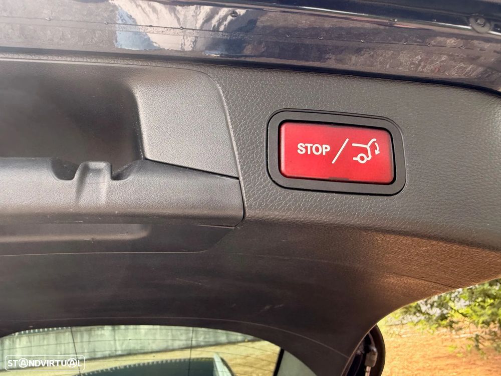 Mercedes-Benz C 300 h AMG Line - 25