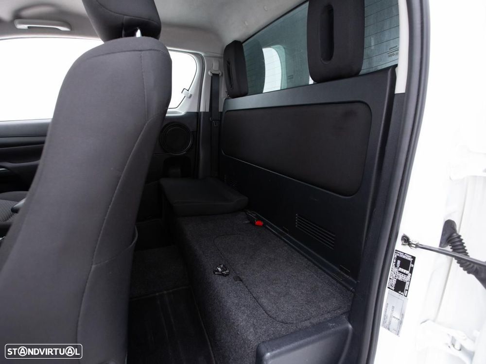 Toyota Hilux24D-4D4WDcIVA - 11