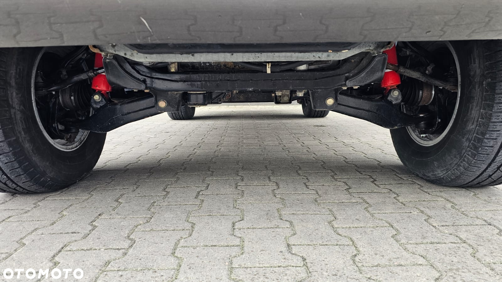 Toyota Land Cruiser 4.7 V8 - 33