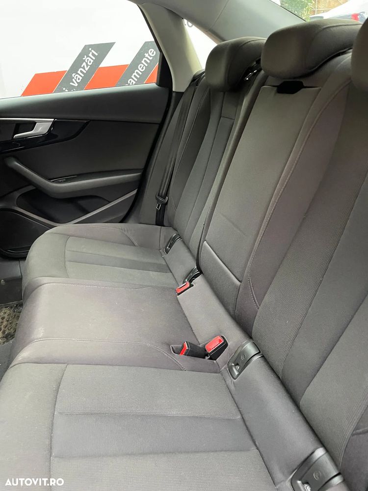 Audi A4 Limuzina 2.0 TDI DPF clean Attraction - 25