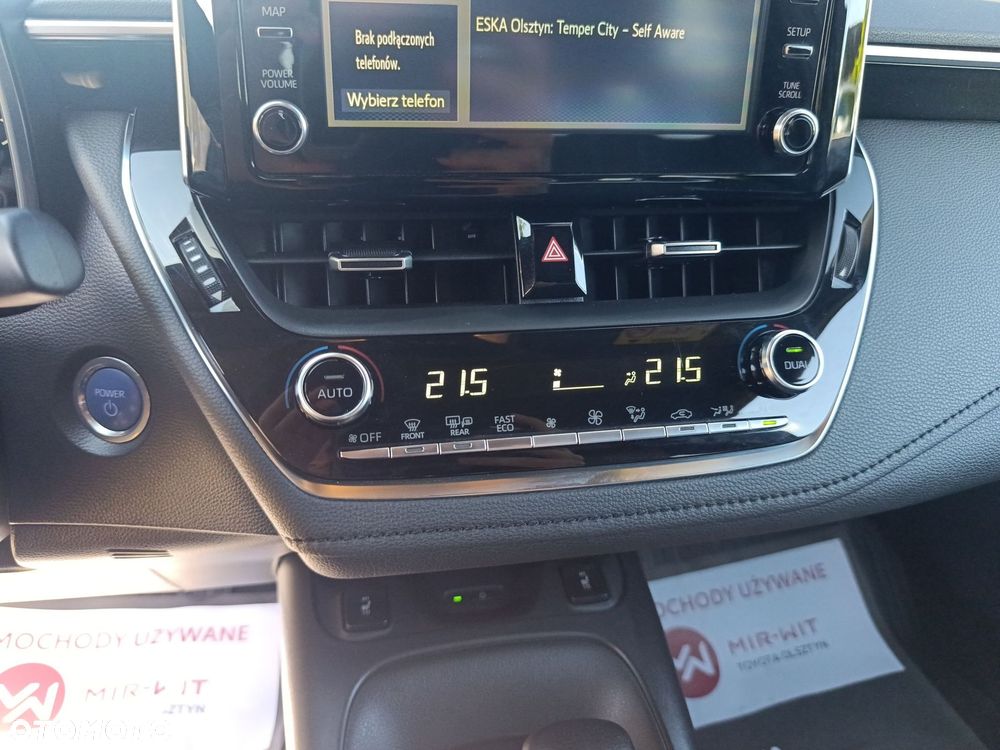 Toyota Corolla - 26