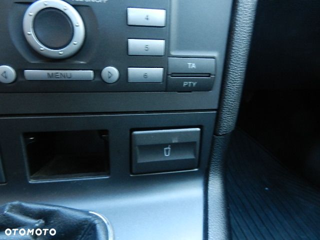 Ford Mondeo 1.8 Trend X - 5