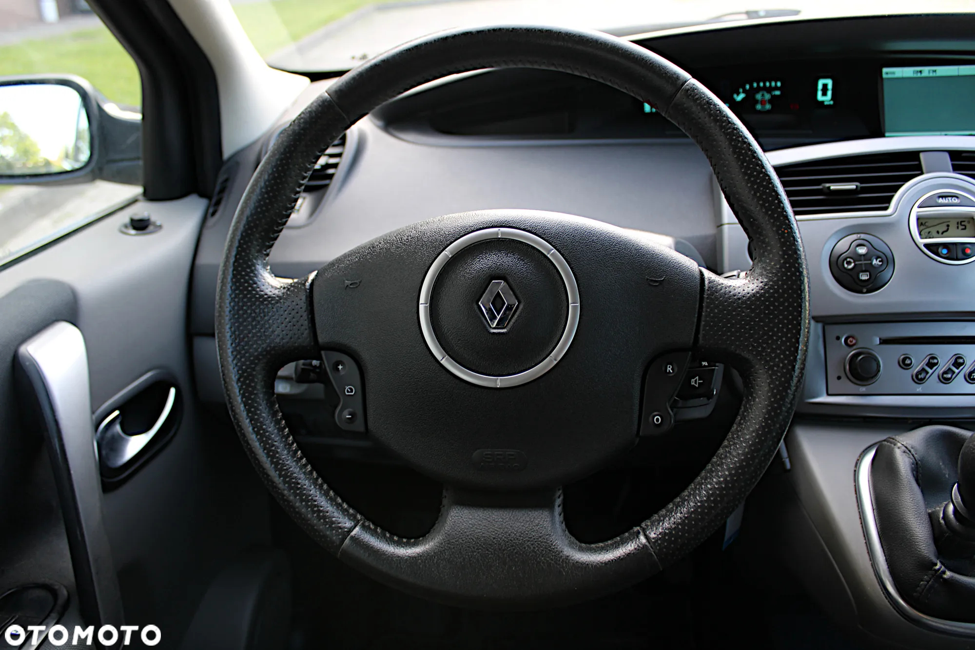 Renault Scenic - 18