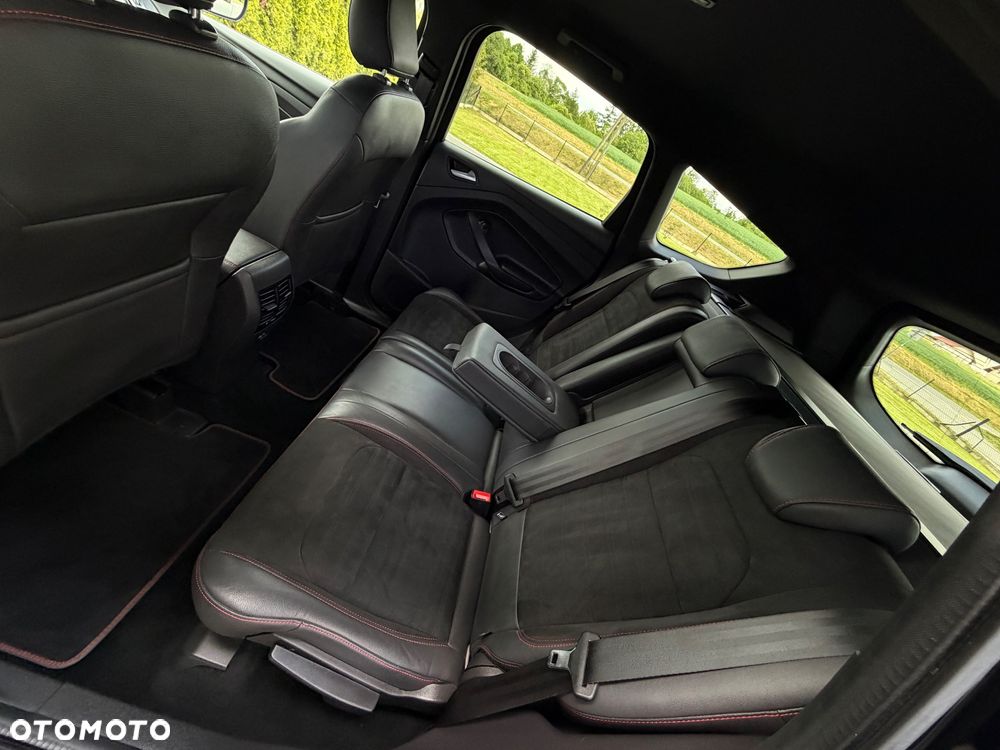 Ford Kuga 2.0 TDCi 4x4 ST-Line - 26