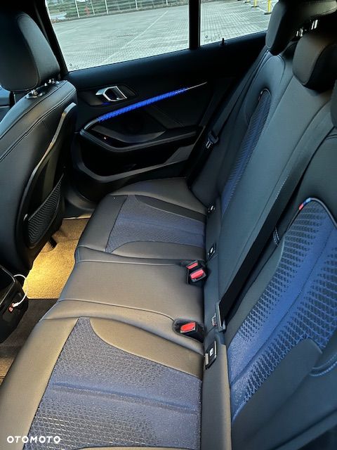 BMW Seria 1 118i Edition M Sport Shadow - 15