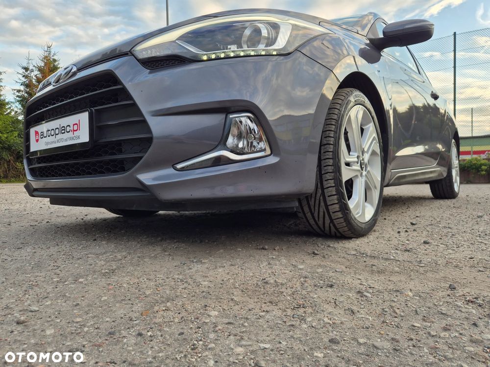 Hyundai i20 1.2 Intro Edition - 18