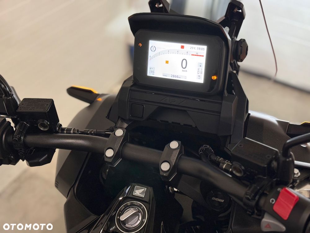 Honda ADV350 - 19
