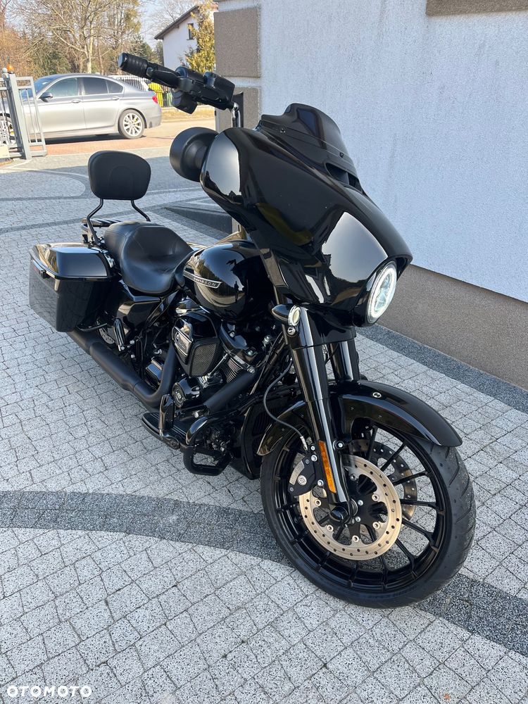 Harley-Davidson FXSB Breakout - 18