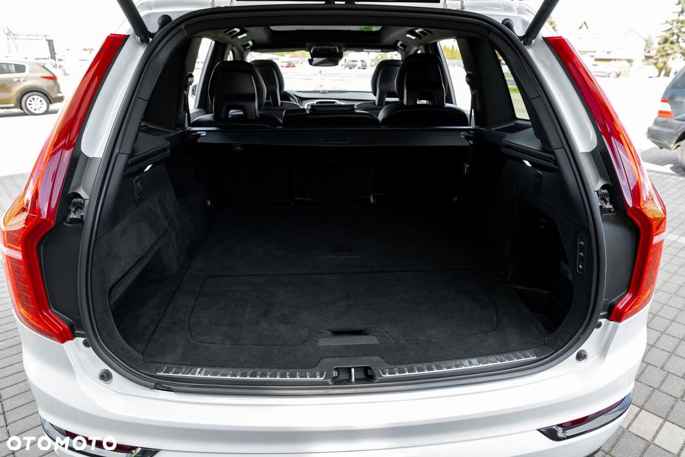 Volvo XC 90 - 19