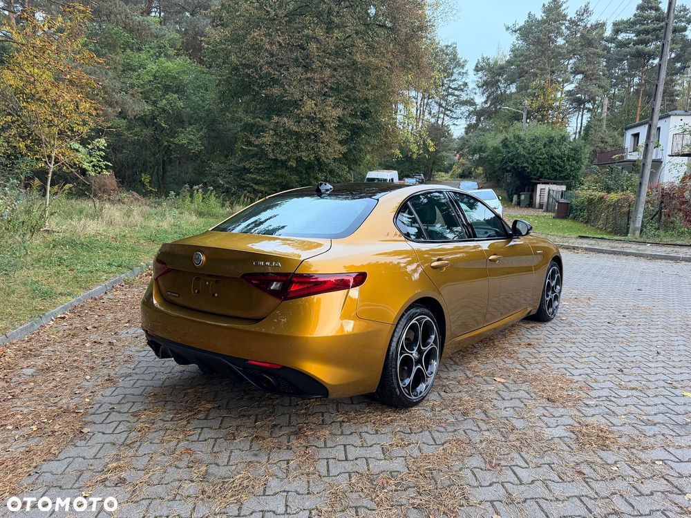 Alfa Romeo Giulia - 2