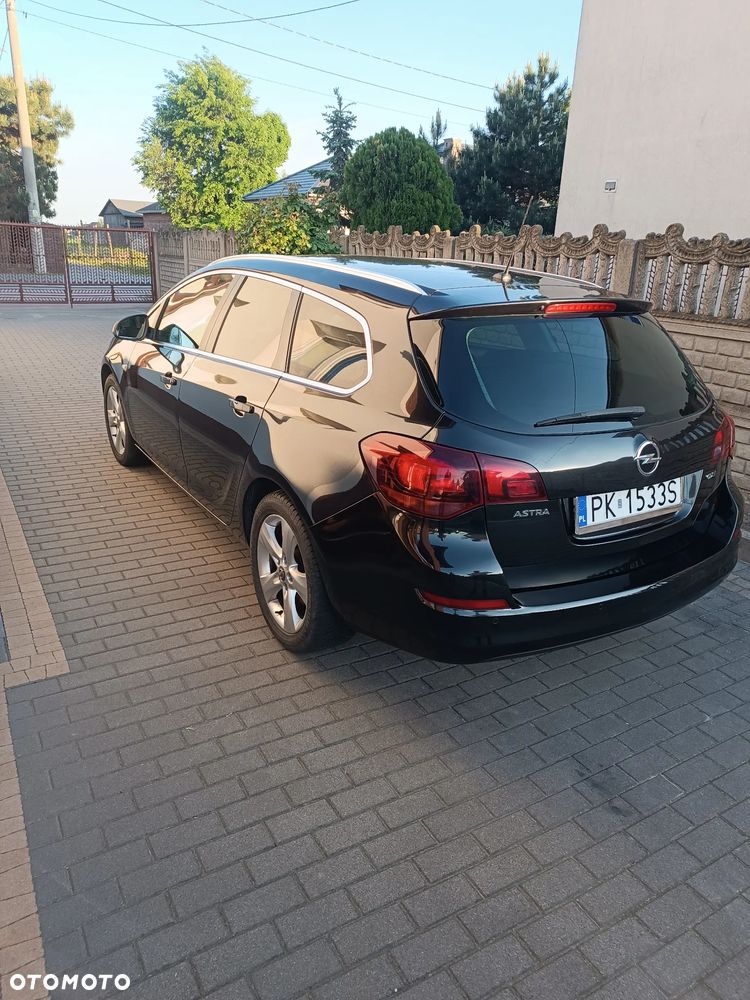 Opel Astra 1.7 CDTI DPF Edition Sport - 2