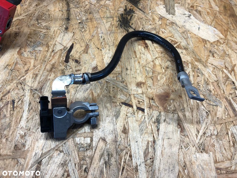 BMW F30 F36 F31 KLEMA PLUSOWA MINUS PIROTECHNICZNA - 2