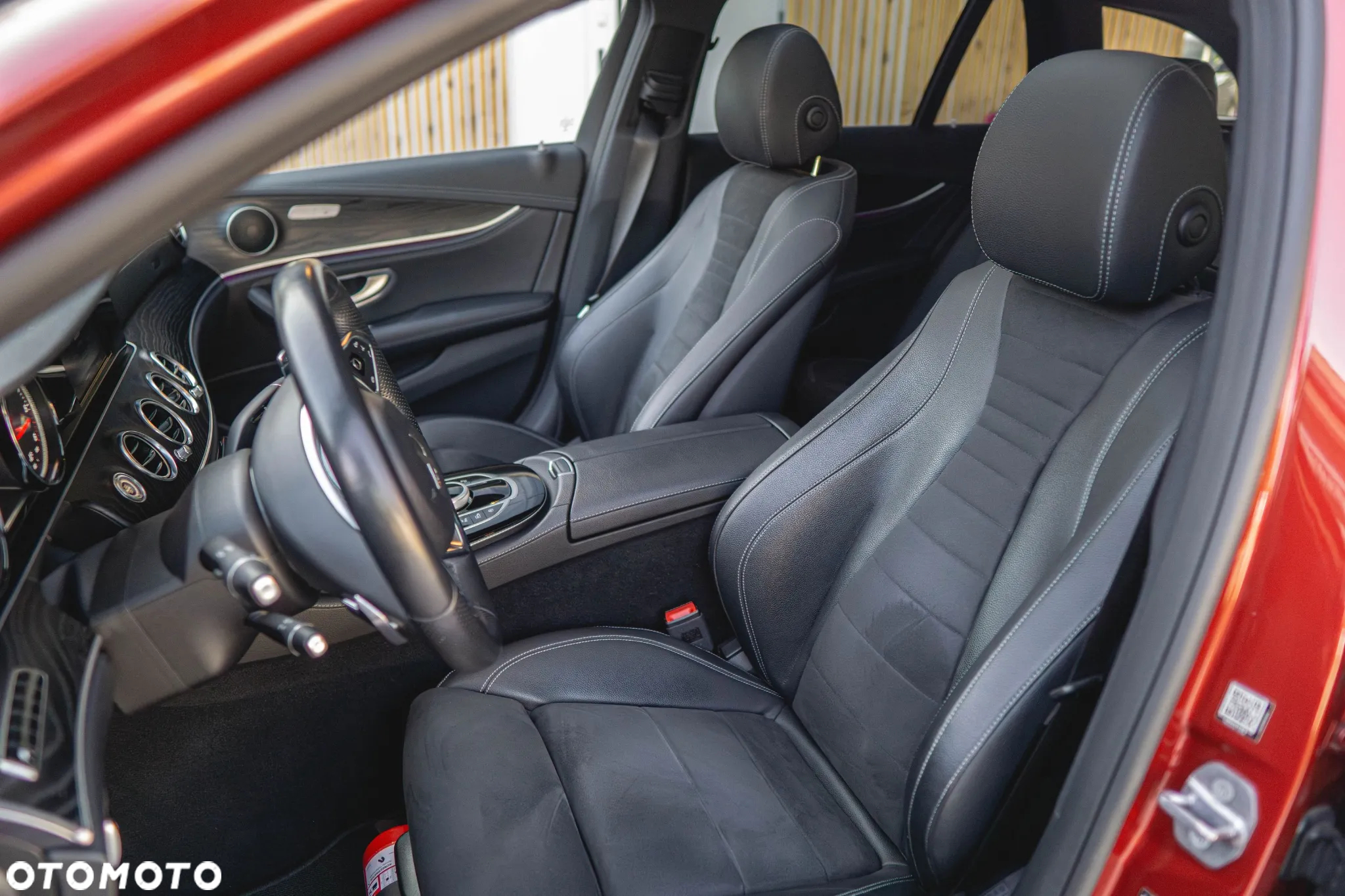 Mercedes-Benz Klasa E 220 d 9G-TRONIC - 11